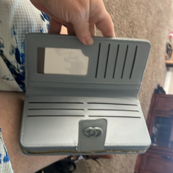 Wallet - Picture 3 of 4